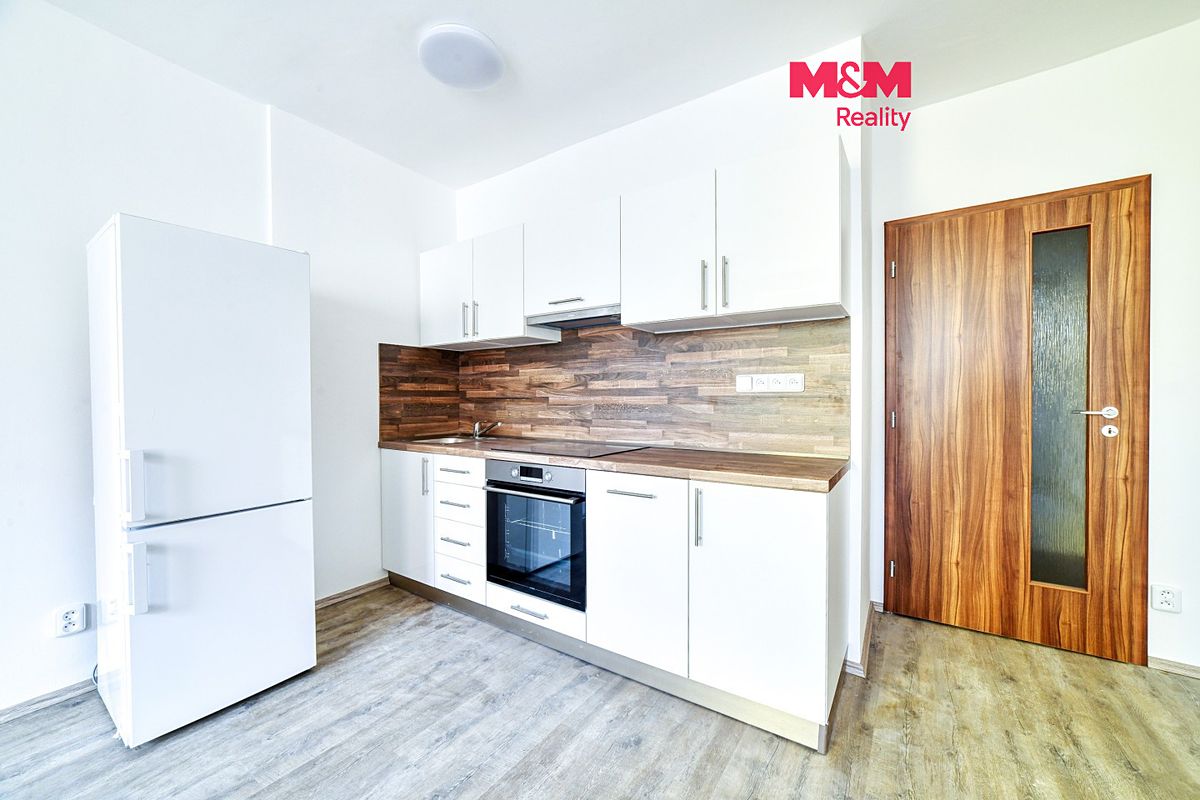 Pronájem bytu 1+kk 30 m²